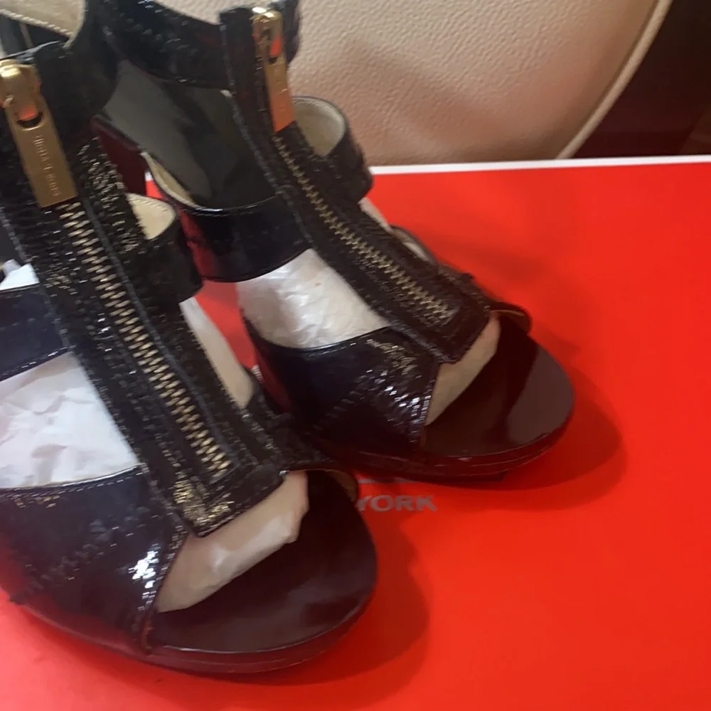 Michael Kors High Heel Sandals Used. - Picture 6 of 7